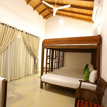Kayjay Palms Hotel Passikudah Exterior foto