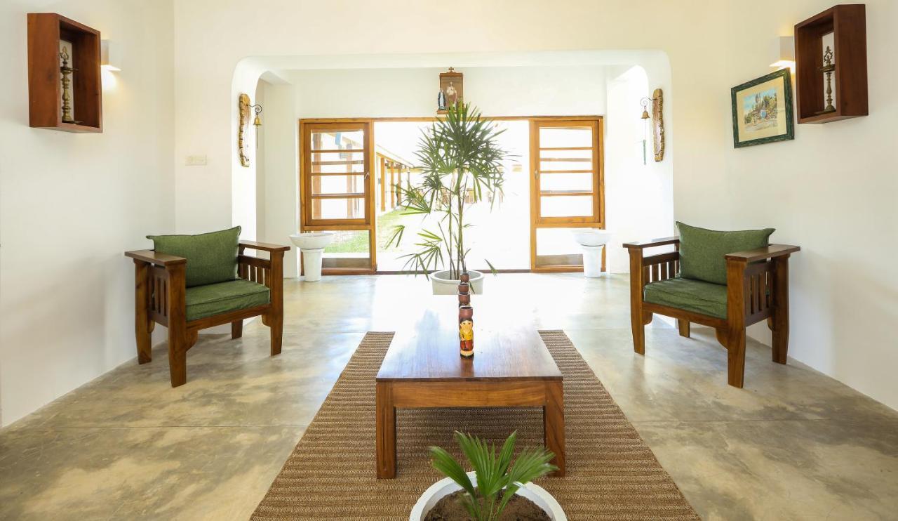 Kayjay Palms Hotel Passikudah Exterior foto