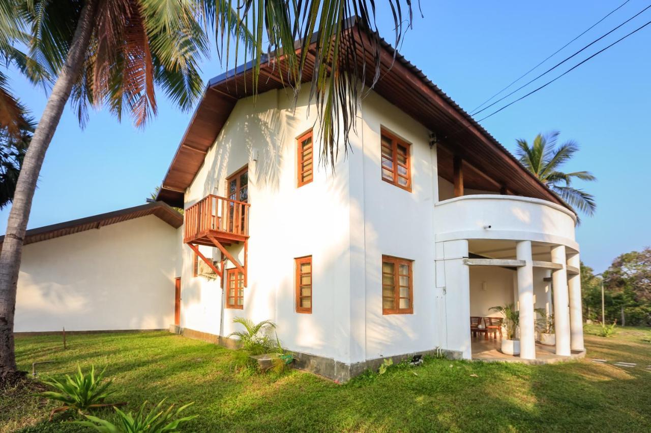 Kayjay Palms Hotel Passikudah Exterior foto